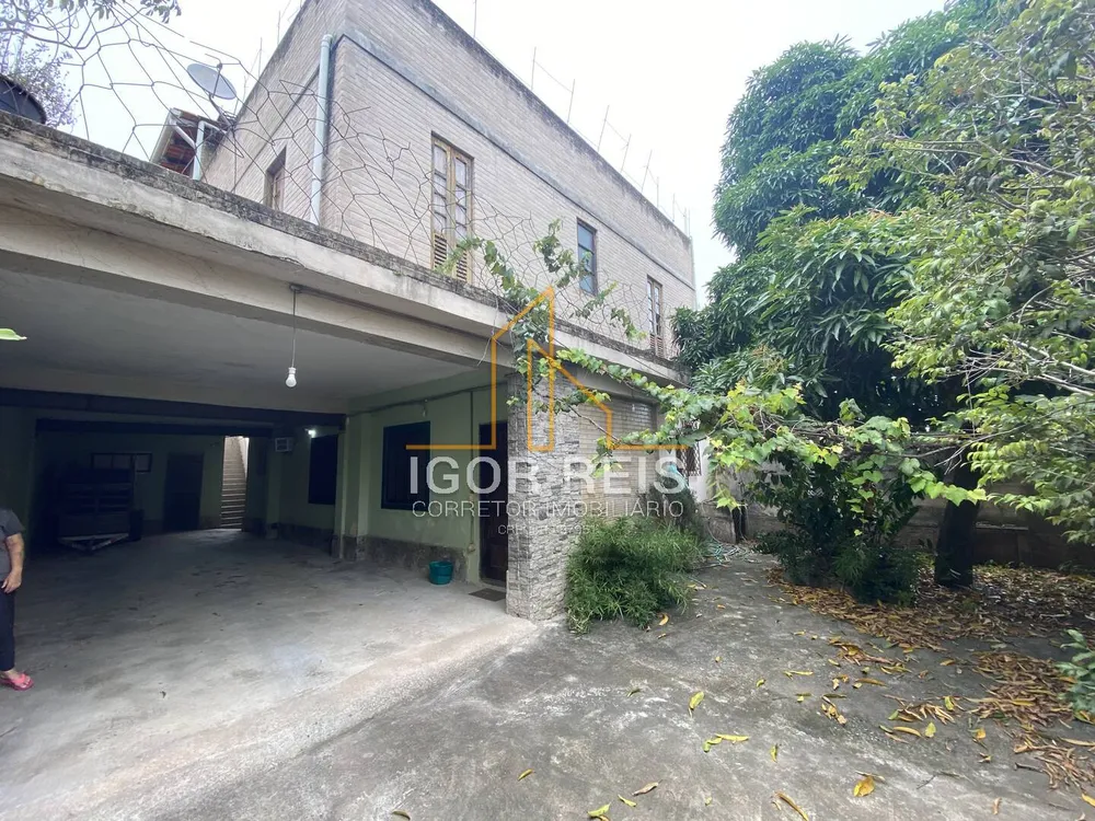 Casa, 5 quartos, 220 m² - Foto 35