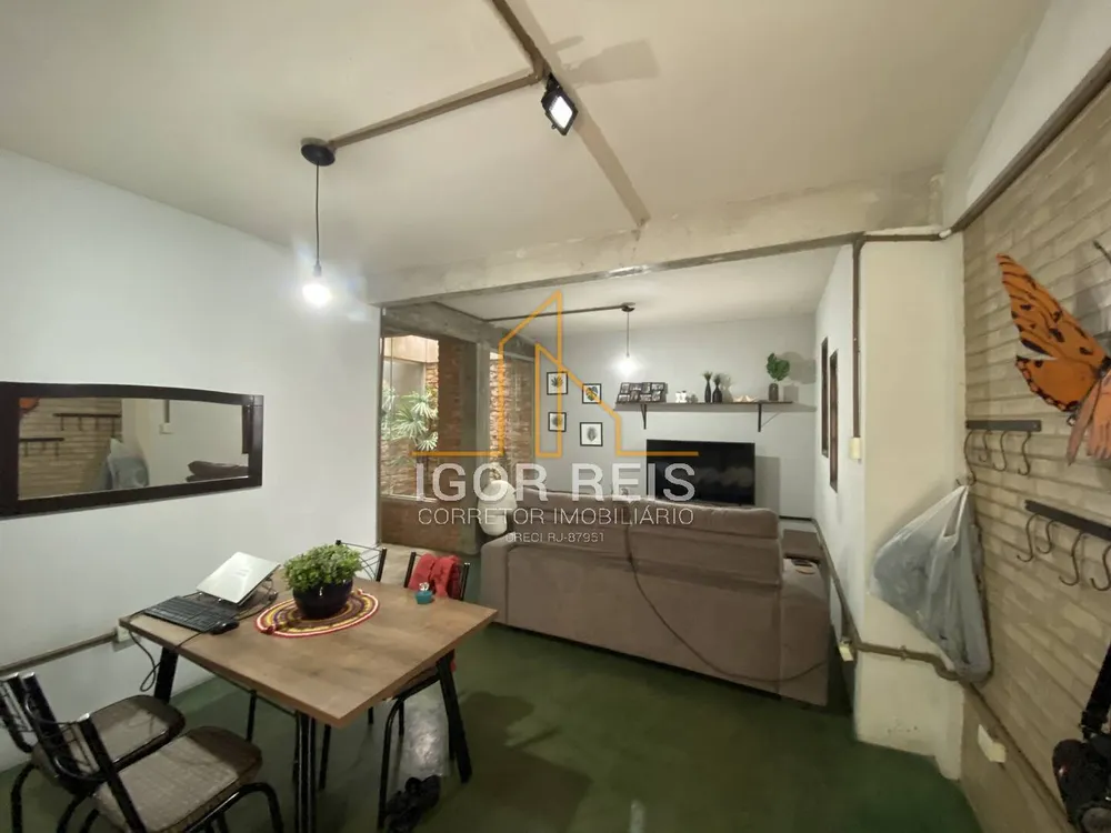 Casa, 5 quartos, 220 m² - Foto 1