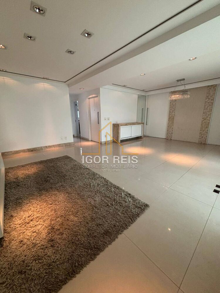 Apartamento para alugar com 3 quartos, 200m² - Foto 3
