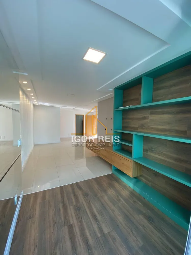 Apartamento, 3 quartos, 250 m² - Foto 4