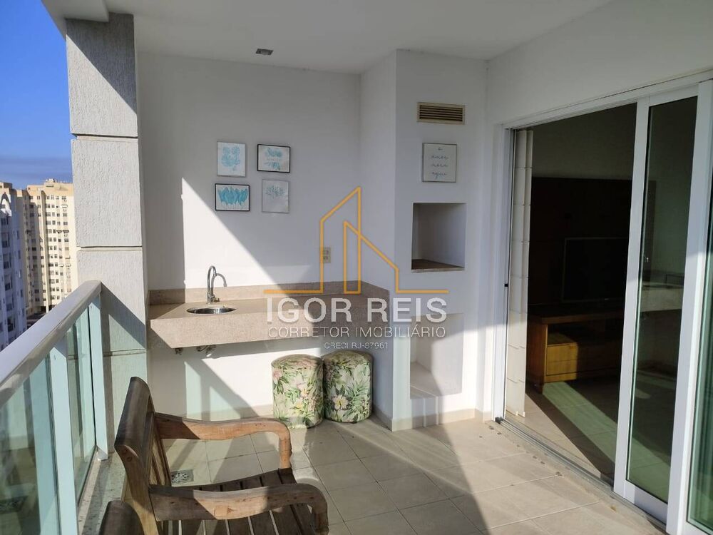 Apartamento à venda com 3 quartos, 136m² - Foto 1