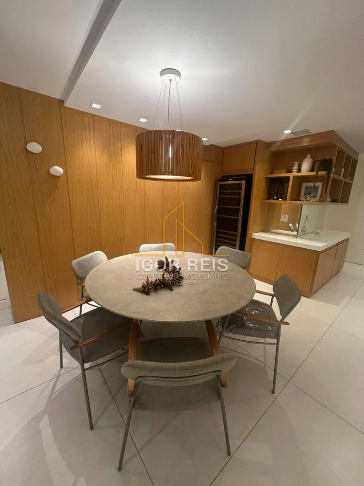 Apartamento, 3 quartos, 216 m² - Foto 3