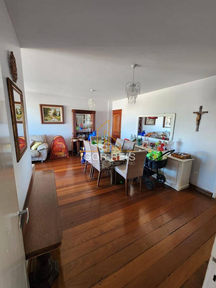 Apartamento à venda com 3 quartos, 165m² - Foto 1