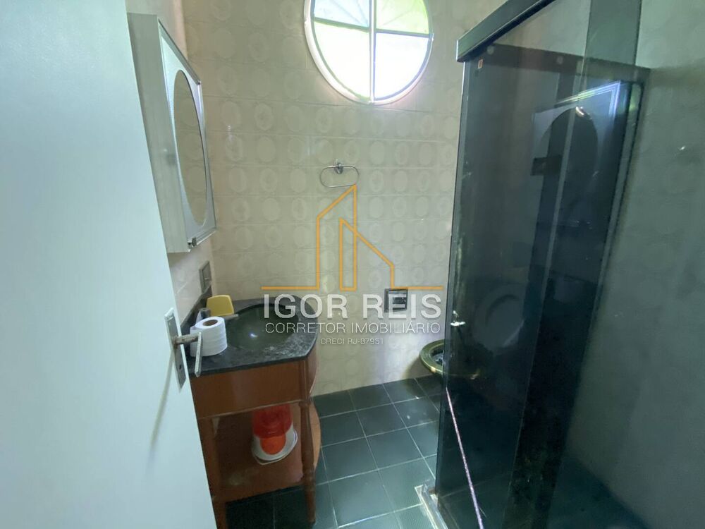 Casa à venda com 3 quartos, 182m² - Foto 3