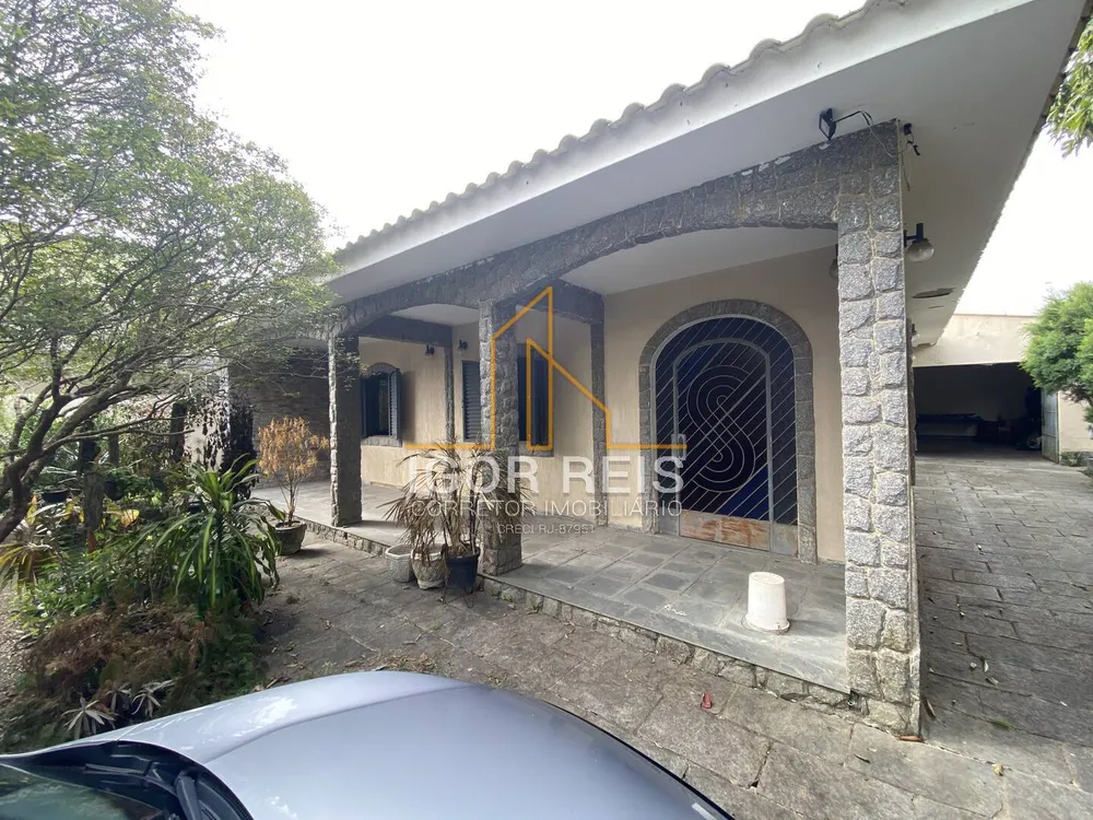 Casa, 4 quartos, 720 m² - Foto 1