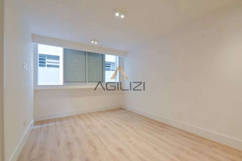 Apartamento à venda com 3 quartos, 117m² - Foto 20