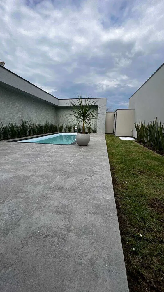 Casa, 3 quartos, 132 m² - Foto 2