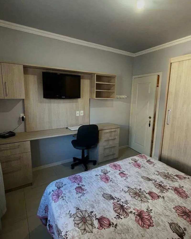 Casa, 3 quartos, 240 m² - Foto 10