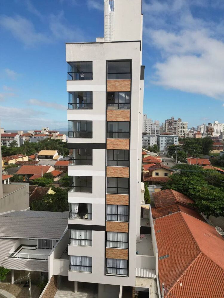 Apartamento à venda com 3 quartos, 97m² - Foto 2