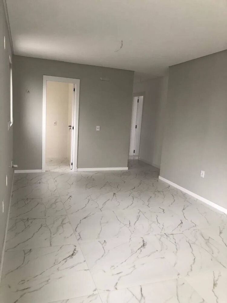 Apartamento à venda com 3 quartos, 97m² - Foto 4