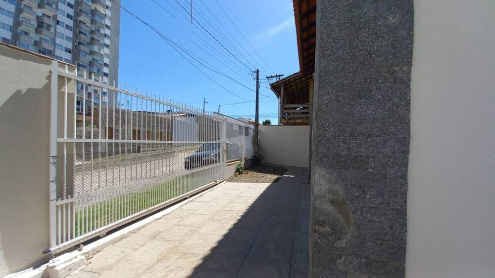 Casa, 3 quartos, 173 m² - Foto 2