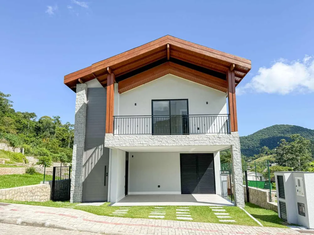 Casa, 4 quartos, 272 m² - Foto 2
