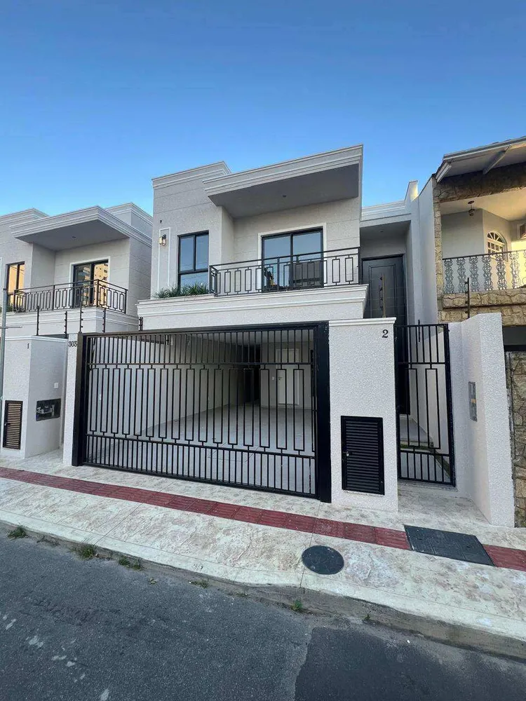 Casa, 3 quartos, 160 m² - Foto 1