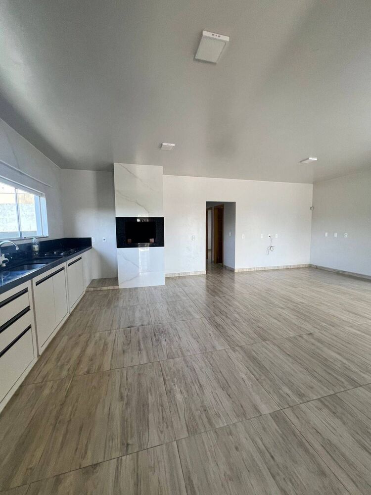 Casa, 3 quartos, 196 m² - Foto 1