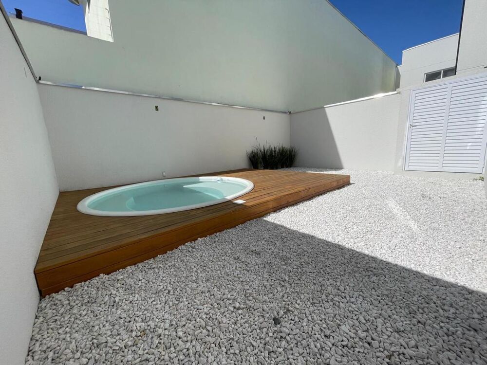 Casa, 3 quartos, 163 m² - Foto 1