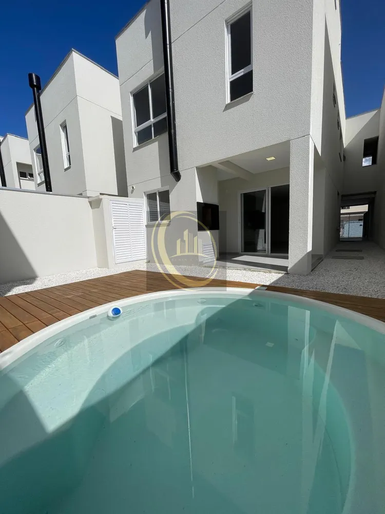 Casa, 3 quartos, 163 m² - Foto 1