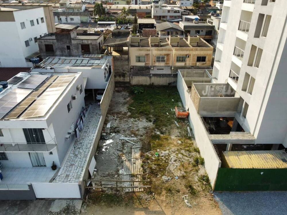 Terreno à venda, 300m² - Foto 2