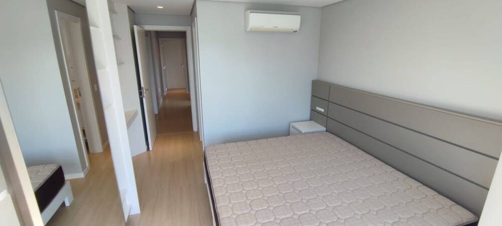 Apartamento à venda com 3 quartos, 112m² - Foto 2