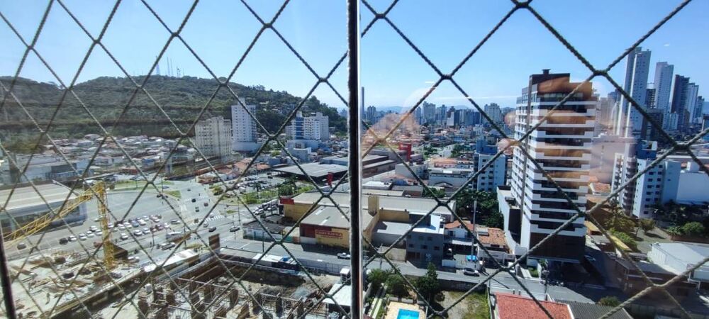 Apartamento à venda com 3 quartos, 112m² - Foto 4