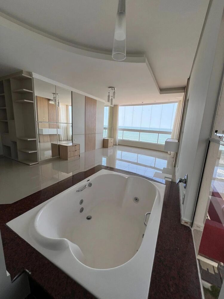 Cobertura, 3 quartos, 244 m² - Foto 9