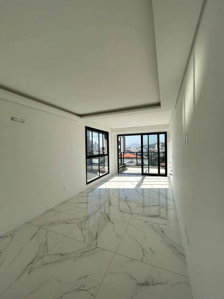 Apartamento, 3 quartos, 81 m² - Foto 2