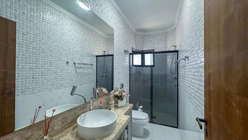 Casa, 3 quartos, 230 m² - Foto 3