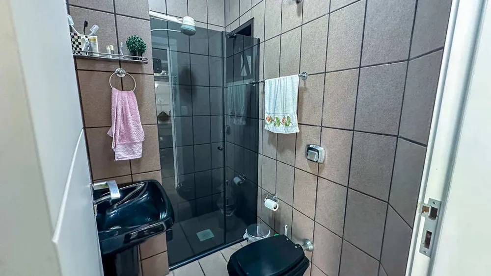 Casa, 3 quartos, 230 m² - Foto 2