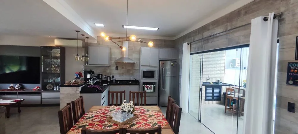 Casa, 3 quartos, 250 m² - Foto 3