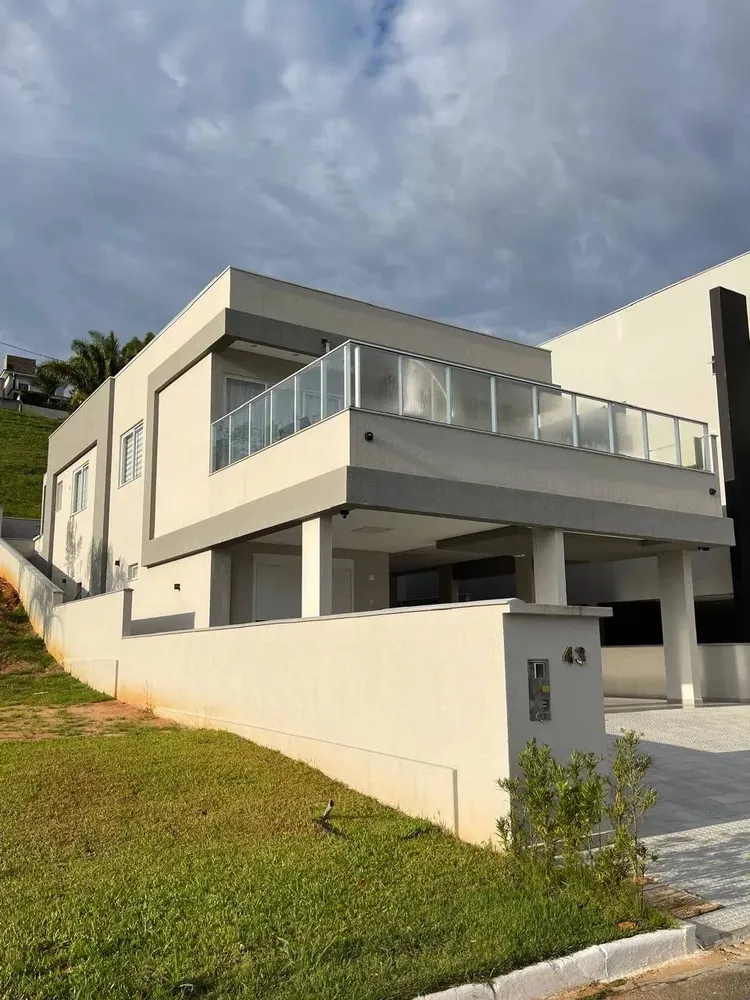 Casa, 3 quartos, 402 m² - Foto 1