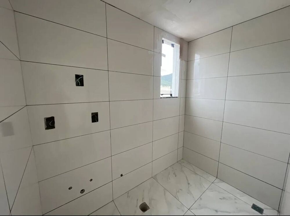 Casa à venda com 3 quartos, 120m² - Foto 3