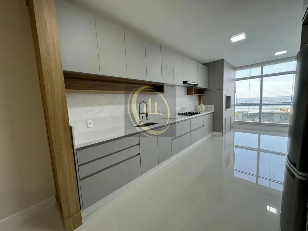 Apartamento, 3 quartos, 188 m² - Foto 2