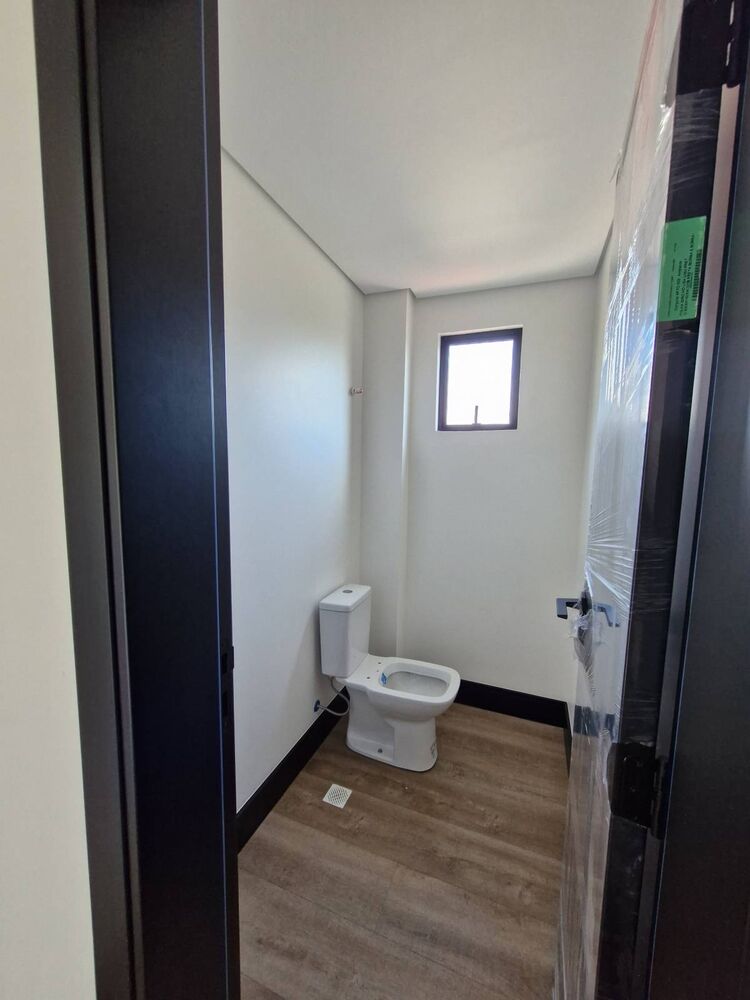 Apartamento à venda com 2 quartos, 76m² - Foto 1