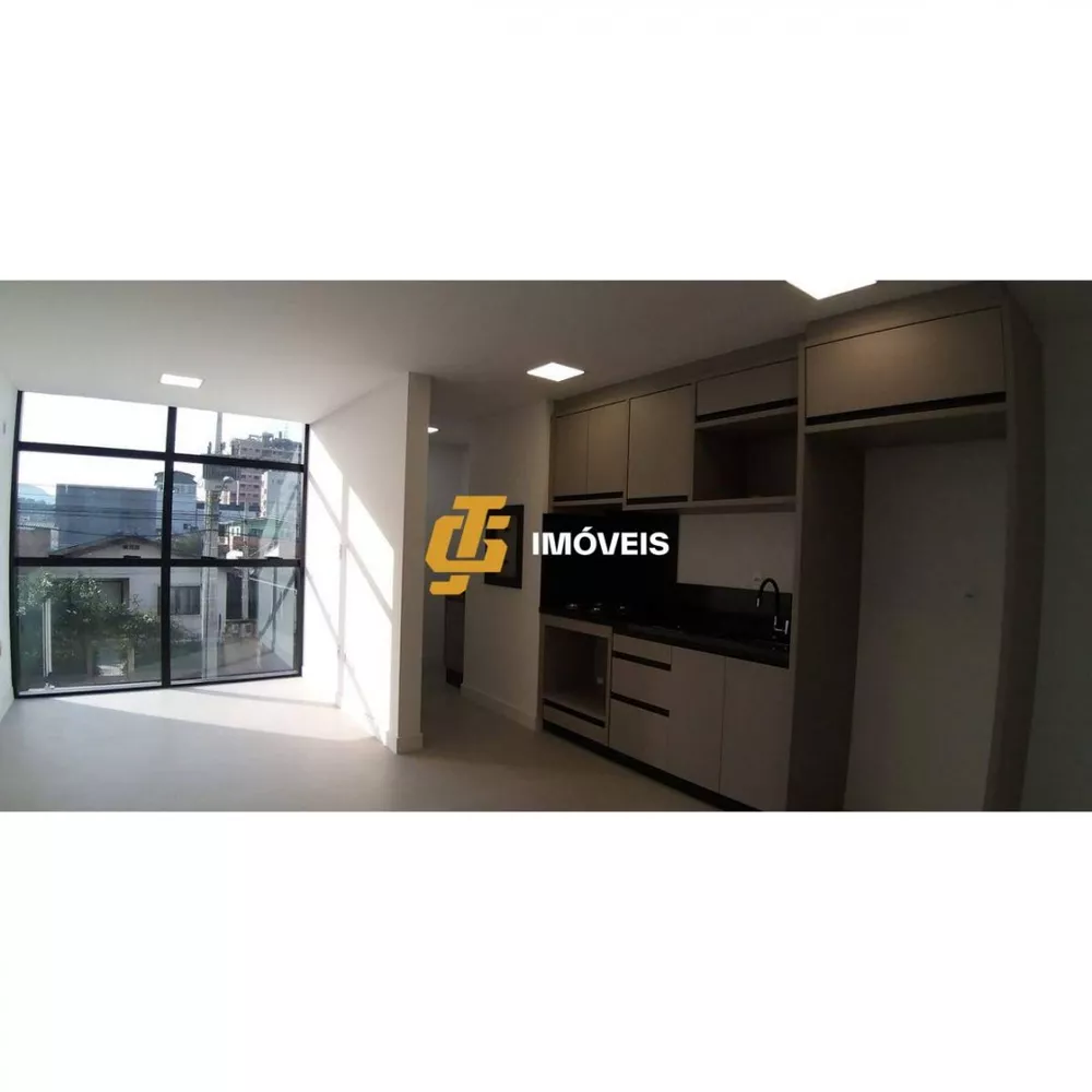 Apartamento à venda com 2 quartos, 65m² - Foto 2