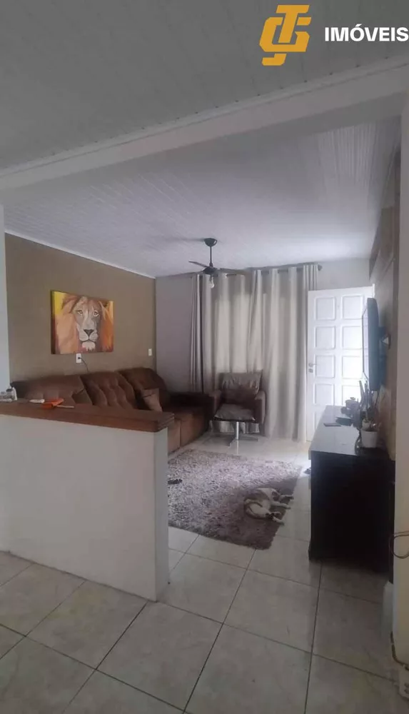 Casa à venda com 3 quartos, 300m² - Foto 4