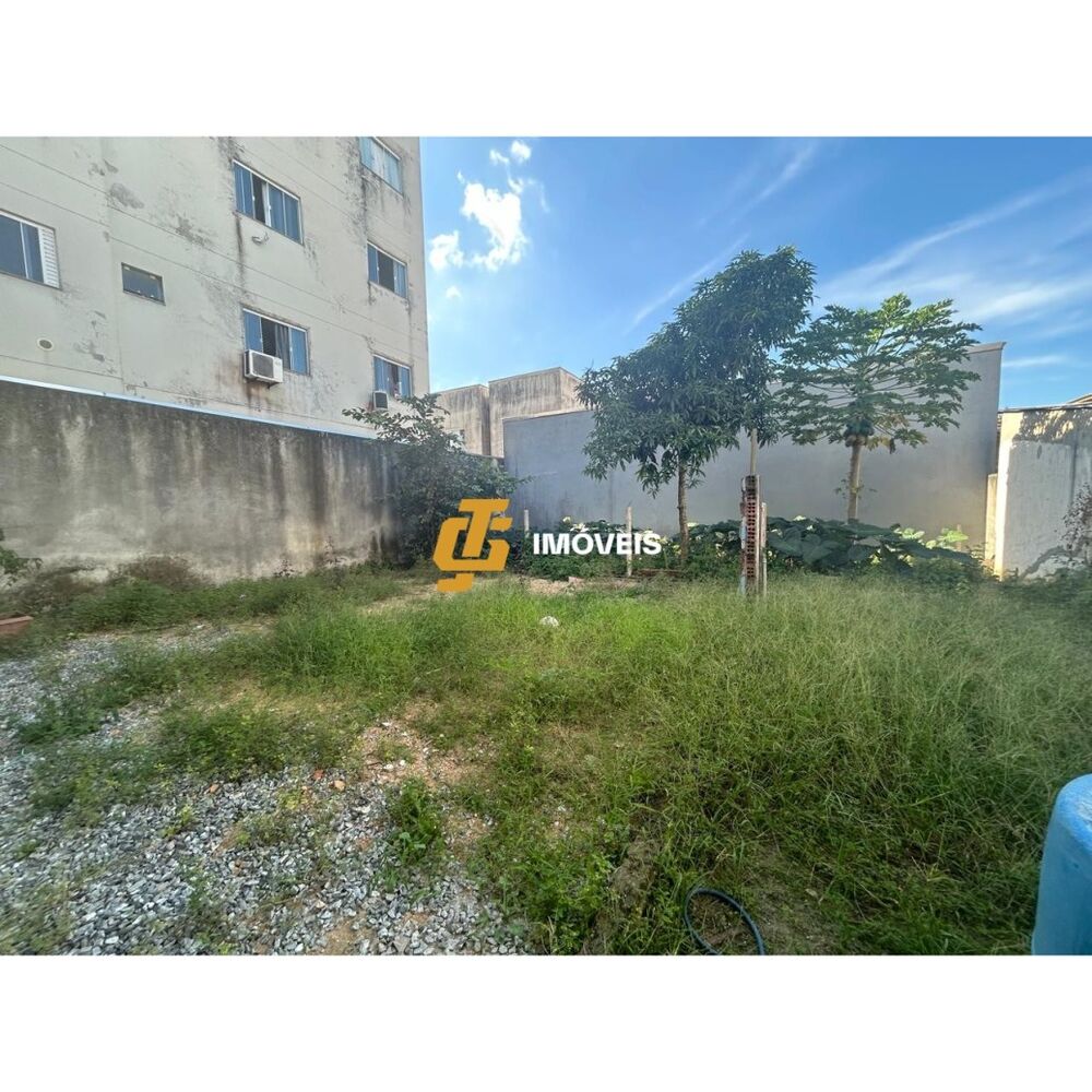 Casa à venda com 3 quartos, 252m² - Foto 8