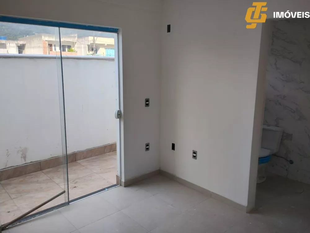 Apartamento à venda com 2 quartos, 67m² - Foto 4