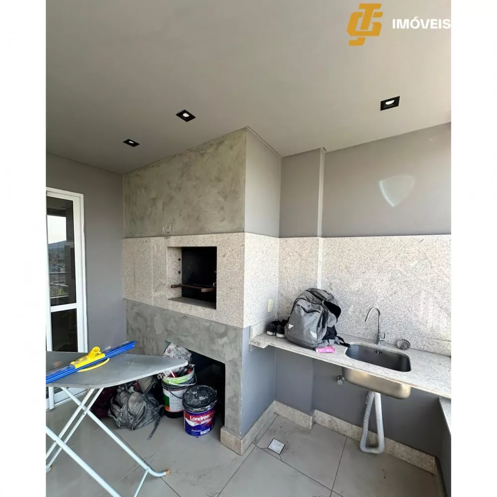 Apartamento à venda com 3 quartos - Foto 1