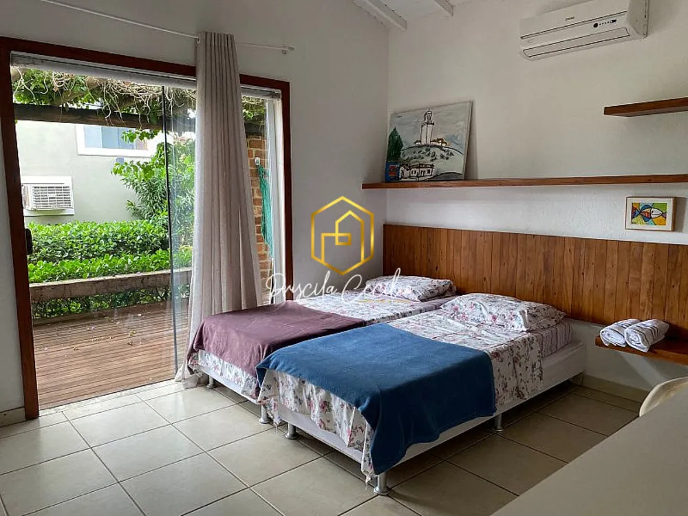 Casa, 6 quartos, 247 m² - Foto 13