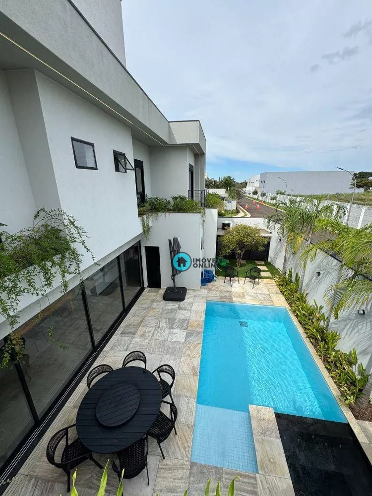 Sobrado, 3 quartos, 302 m² - Foto 17