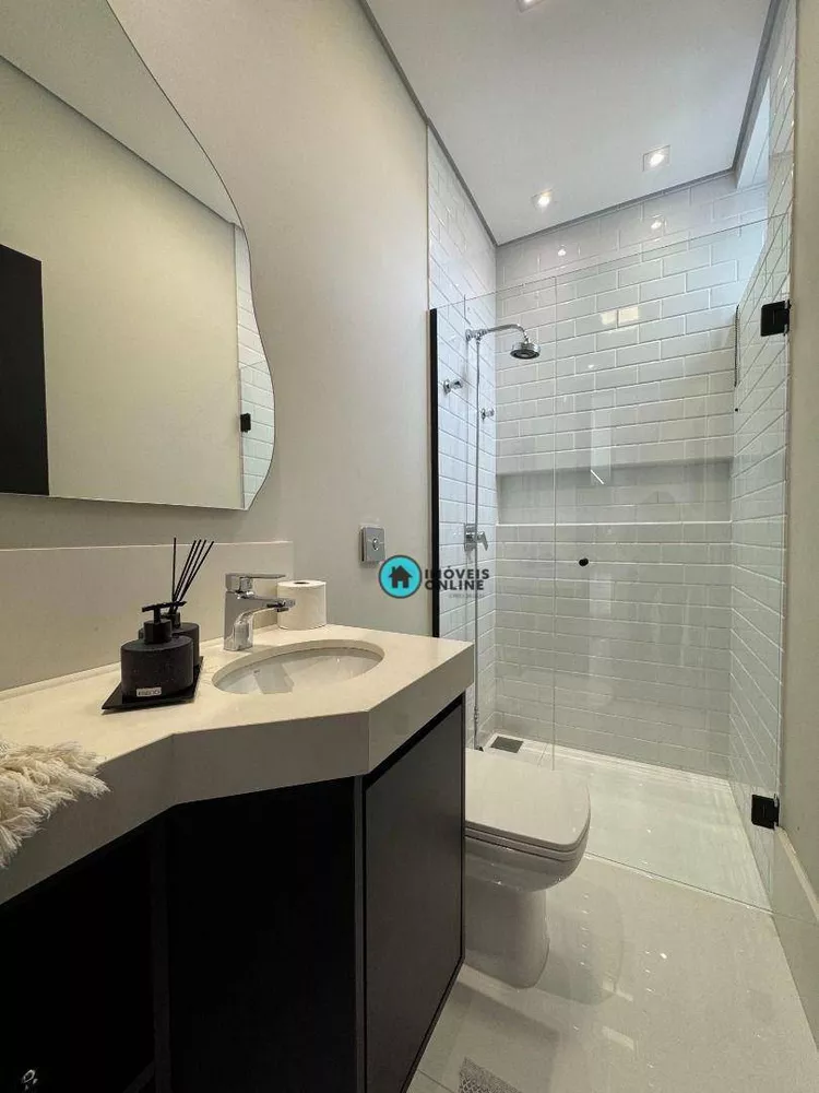 Sobrado, 3 quartos, 302 m² - Foto 6