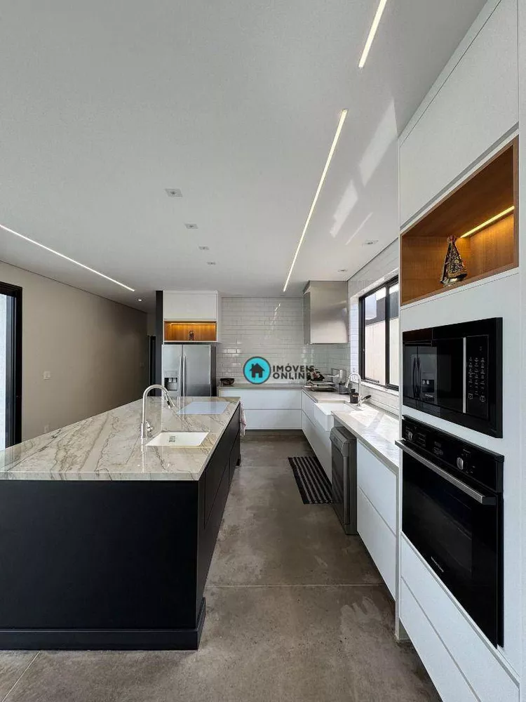 Sobrado, 3 quartos, 302 m² - Foto 26