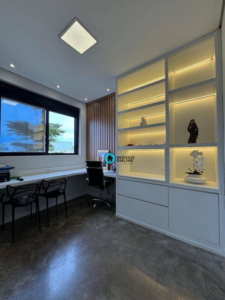 Sobrado, 3 quartos, 302 m² - Foto 24