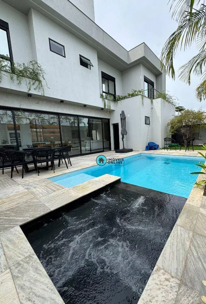 Sobrado, 3 quartos, 302 m² - Foto 23