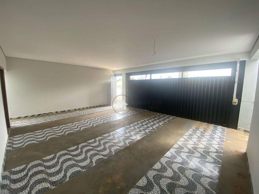 Casa, 3 quartos, 253 m² - Foto 4