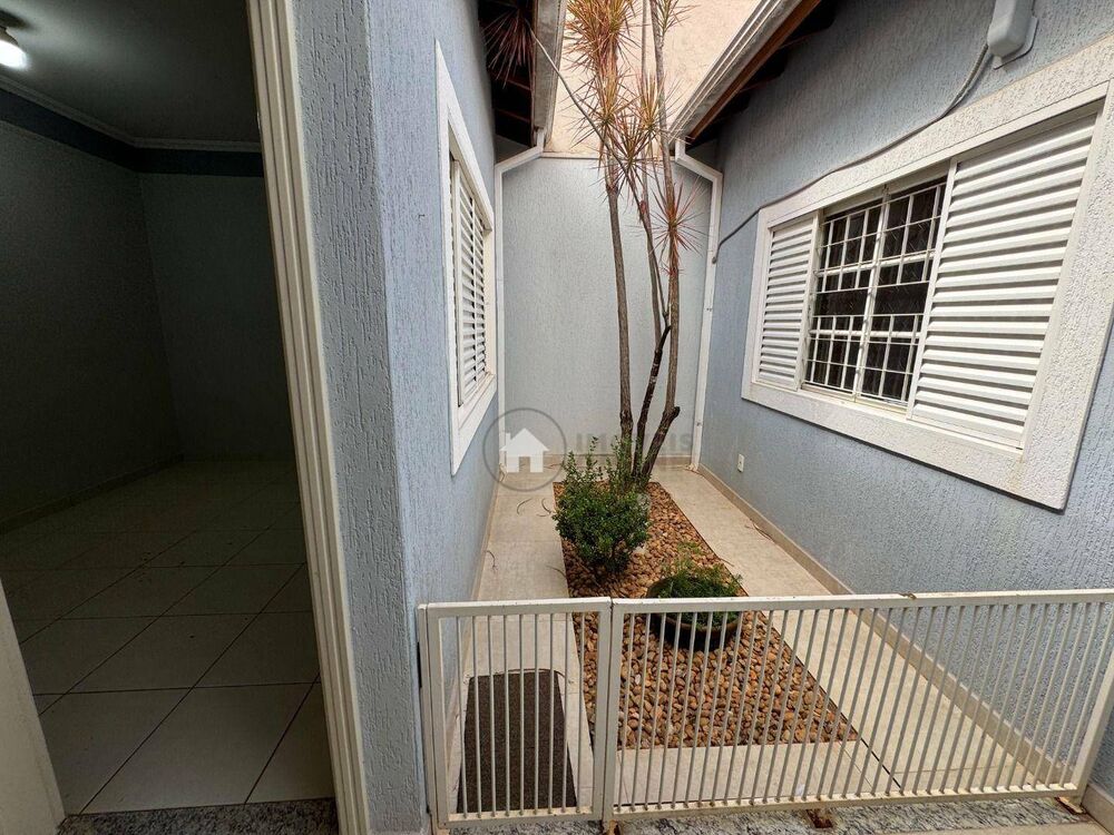 Casa, 3 quartos, 200 m² - Foto 13