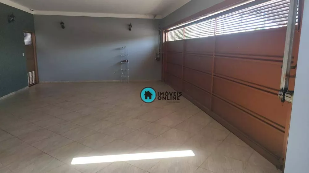 Casa, 4 quartos, 240 m² - Foto 20