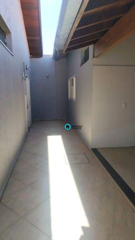 Casa, 4 quartos, 240 m² - Foto 17