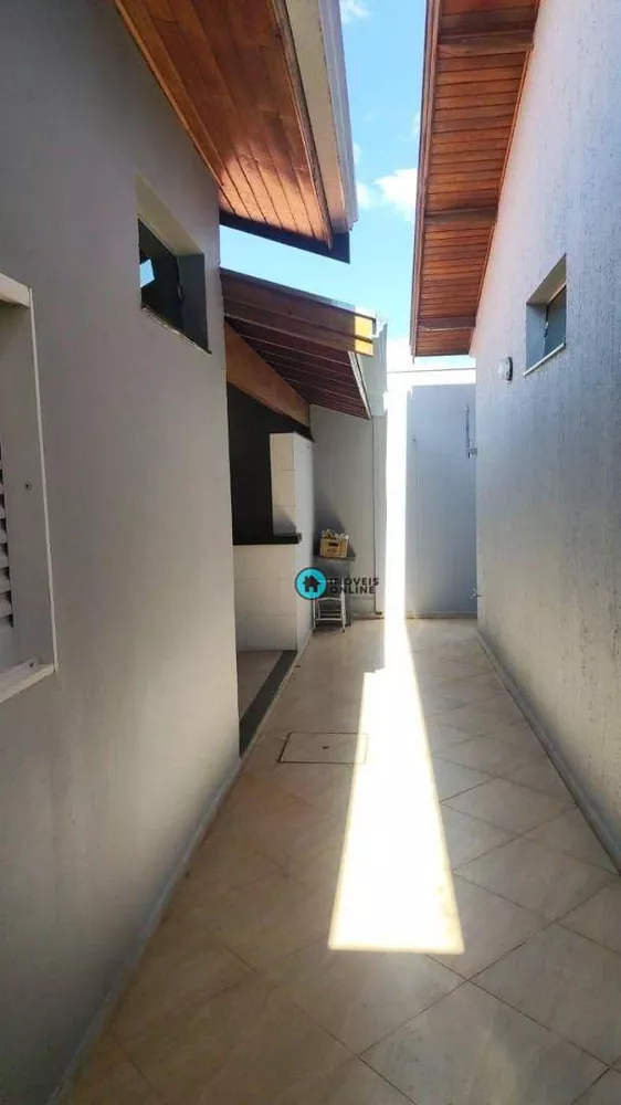 Casa, 4 quartos, 240 m² - Foto 13