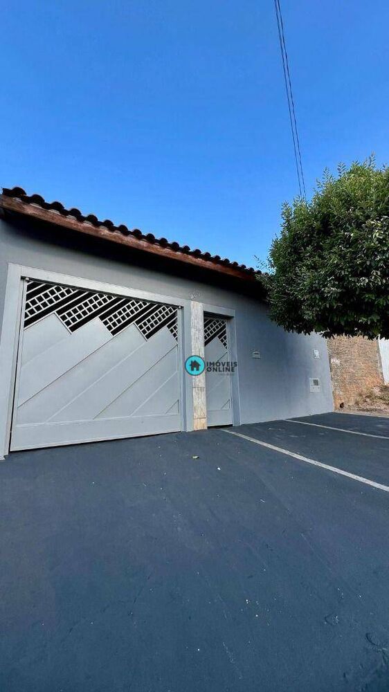 Casa, 3 quartos, 135 m² - Foto 1