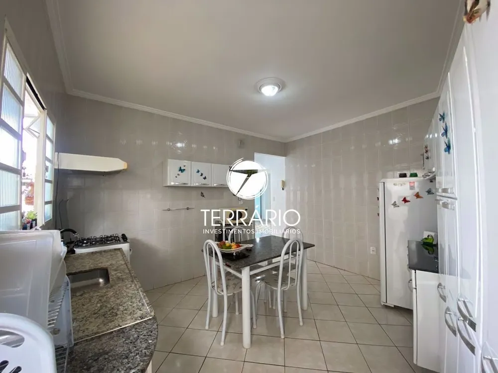 Casa, 3 quartos, 210 m² - Foto 1